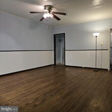 Building Photo - 614 N Cannon Ave