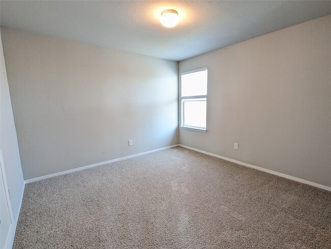 Building Photo - 1305 Goforth Rd
