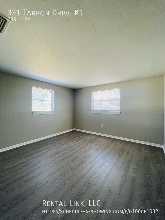 Building Photo - 331 Tarpon Dr
