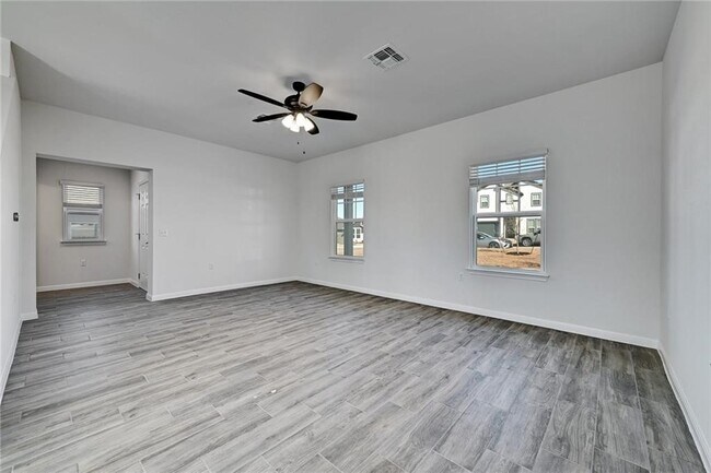 Building Photo - 9701 Grapevine Leaf Dr