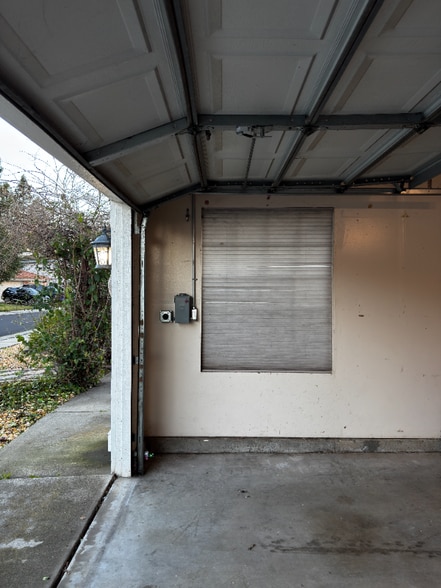 Building Photo - 9340 Newfound Way