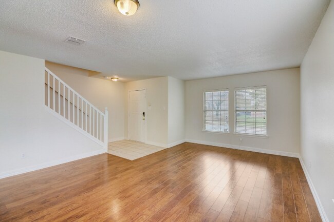Building Photo - 6410 Birkdale Ln