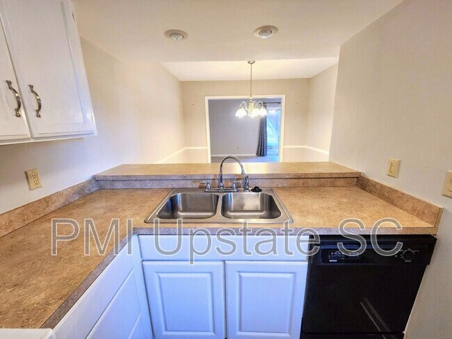 Building Photo - 3106 Bethel Rd