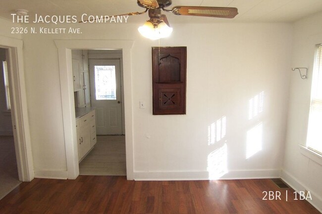 Building Photo - Very Clean 2 Bedroom 1 Bath with Large Det...