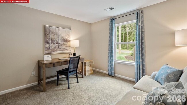 Building Photo - 1700 Vanderlyn St