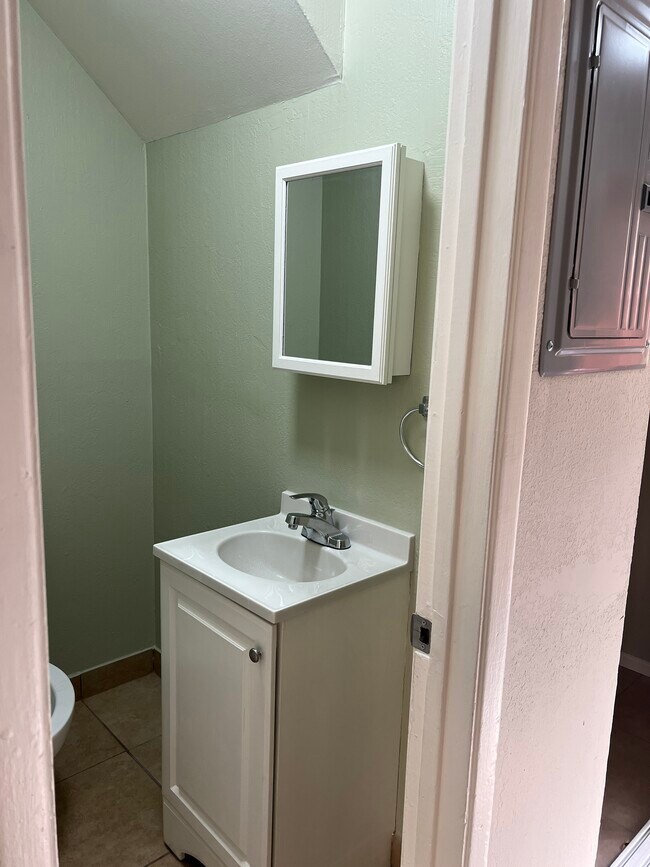 Building Photo - 2125 92nd Ave