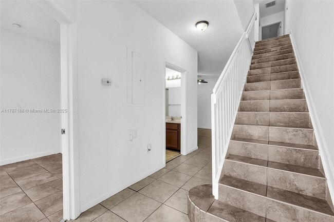 Building Photo - 21205 NW 14th Pl