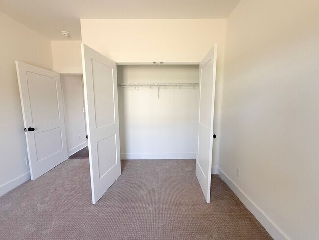 Building Photo - Brand-New 3-Bedroom Home with 2-Car Garage, Covered Porch, and Modern Finishes