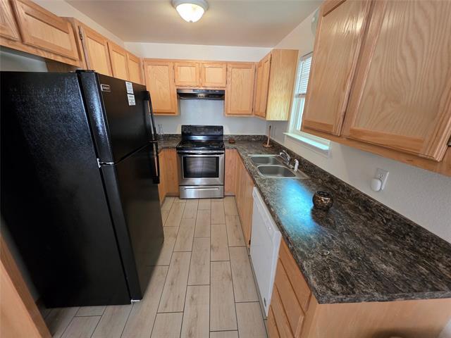 Building Photo - 1124 Comanche Cove Dr