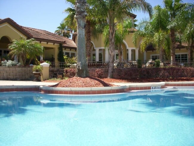 Building Photo - First floor, 3BR/2BA with garage Villa San Marco Condo