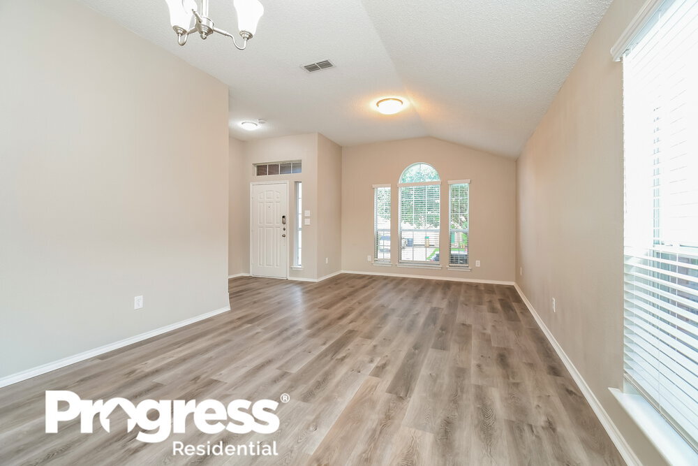 Building Photo - 2412 Ensenada Ln
