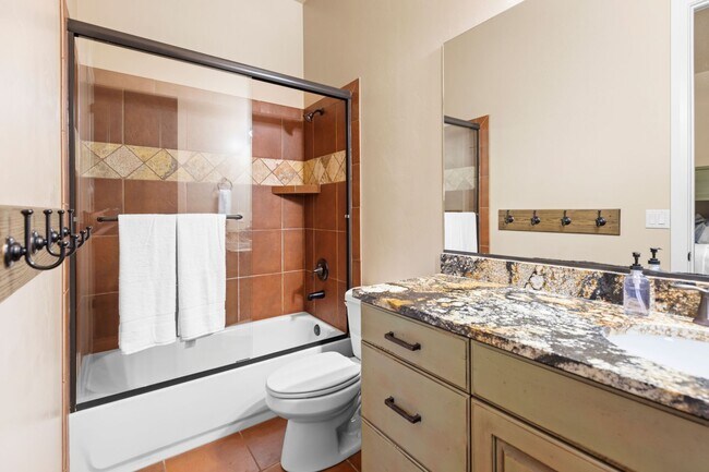 Building Photo - Sand Hollow Sunrise