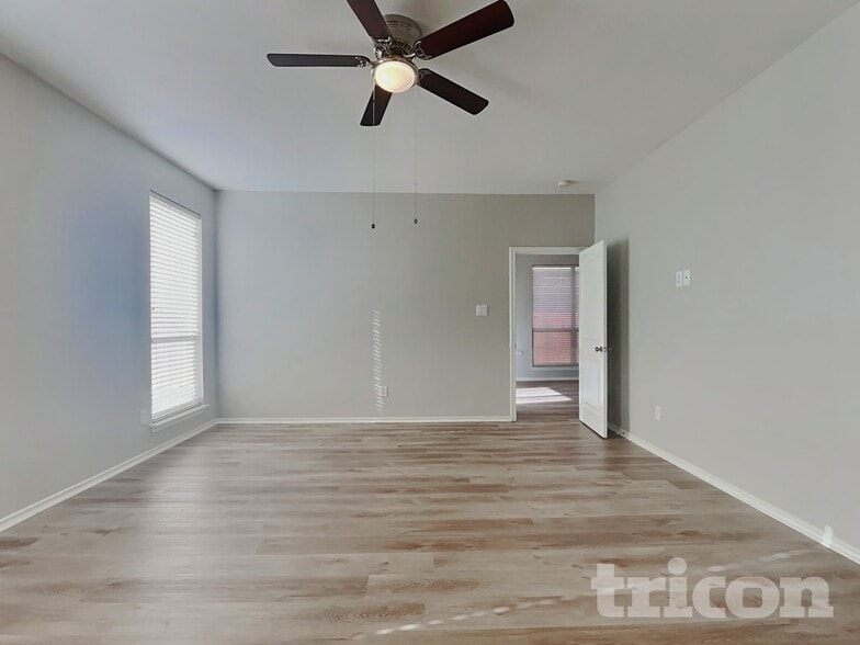 Building Photo - 2205 Kaitlyn Dr