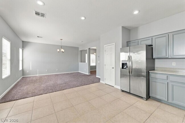 Building Photo - 5555 W Sun Temple Ave