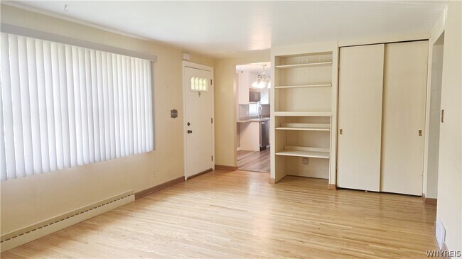 Building Photo - 79 Rosemont Dr