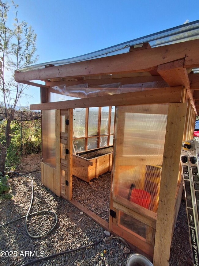 Building Photo - 4020 E Creek View Dr