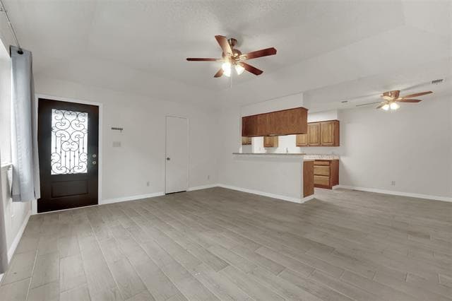 Building Photo - 411 S Las Vegas Trail