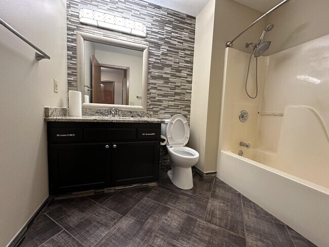 Building Photo - 5811 Whispering Way