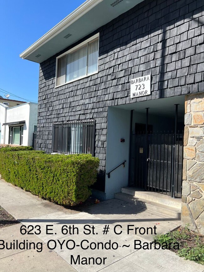 Building Photo - C414