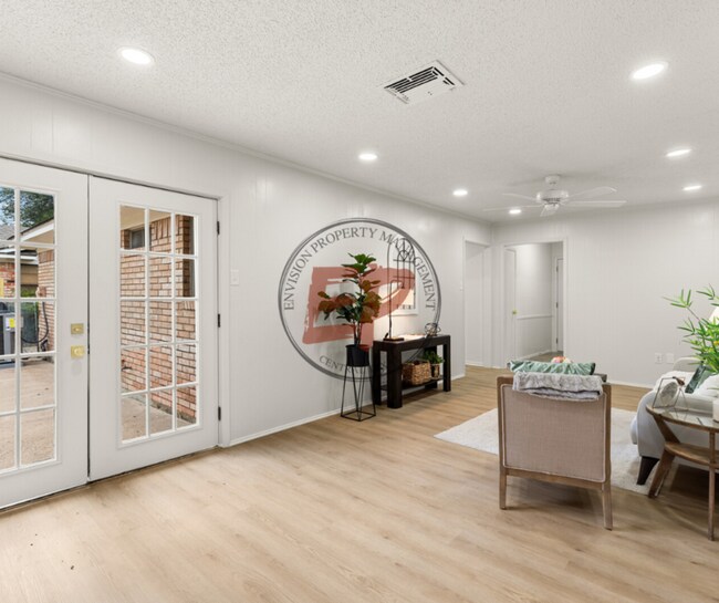 Building Photo - 6407 Landmark Dr