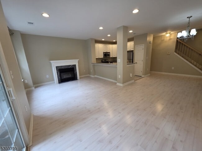 Building Photo - 228 Riverwalk Way