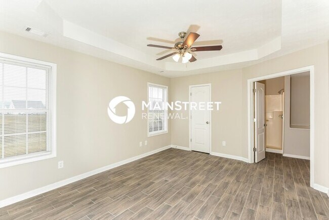 Building Photo - 3 Bedroom Pet-Friendly Home in COVINGTON, GA with Main Street Renewal