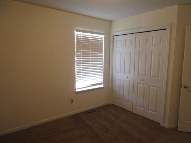 Building Photo - 4302-4304 Cheryl Ct.