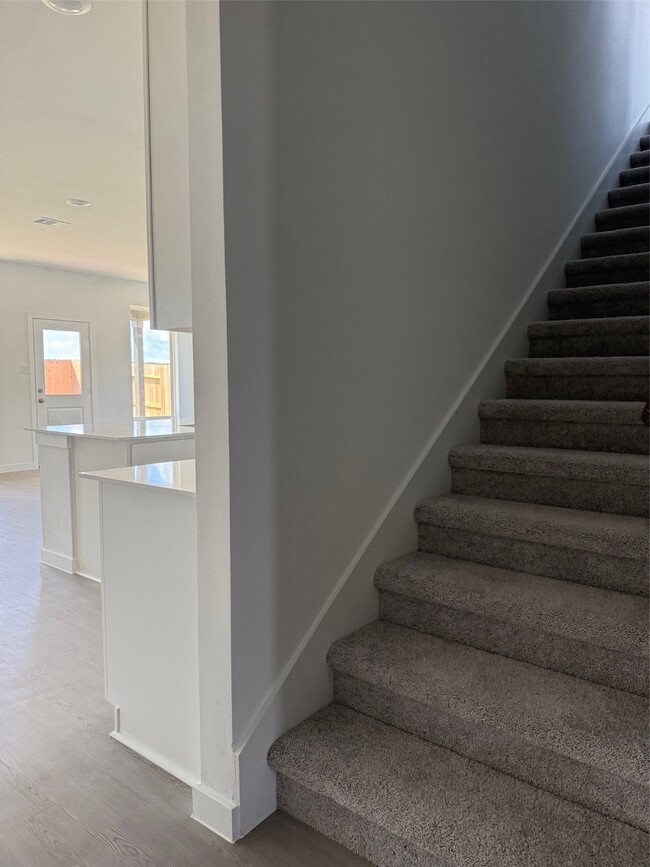 Building Photo - 28611 Bluebonnet Grotto Dr