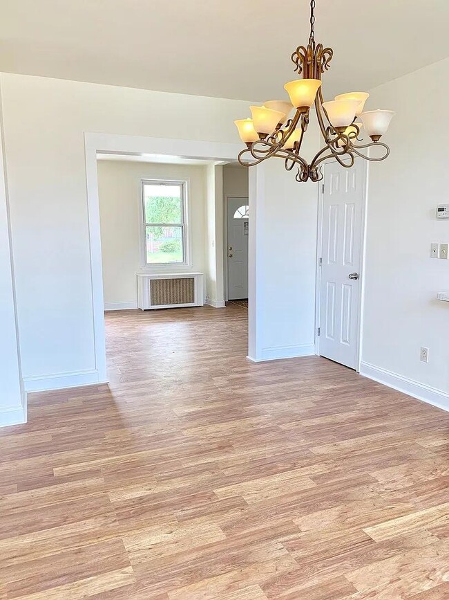 Building Photo - 3542 Lyndale Ave