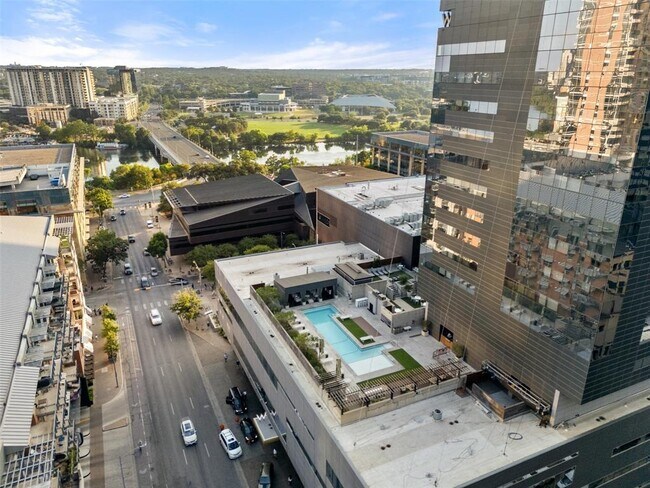 Building Photo - 210 Lavaca St