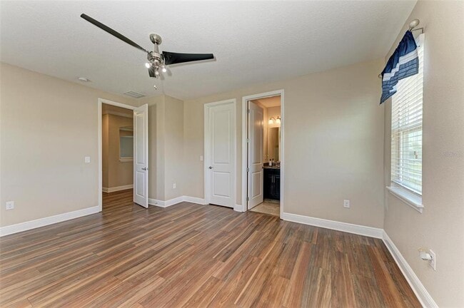 Building Photo - 4789 Vasca Dr