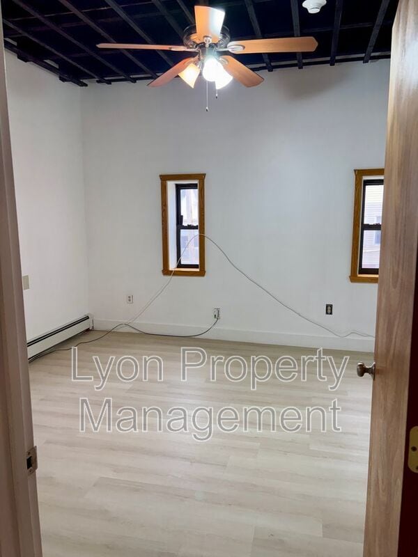 Building Photo - 50 Hedley Ave