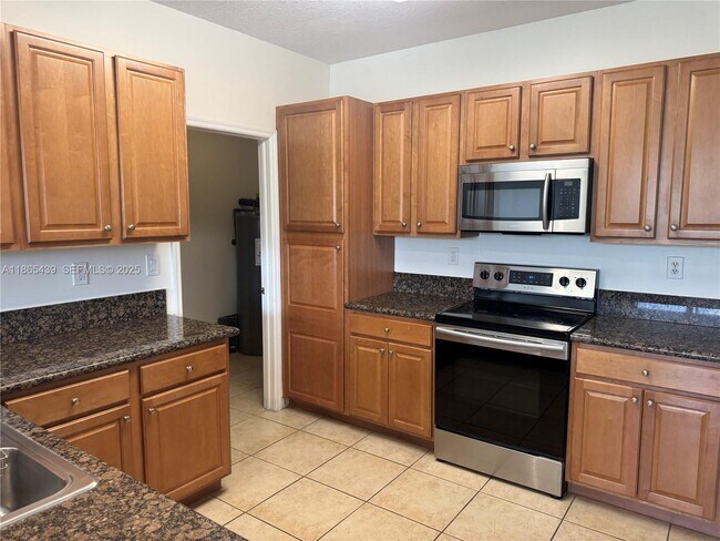 Building Photo - 11482 NW 69th Terrace