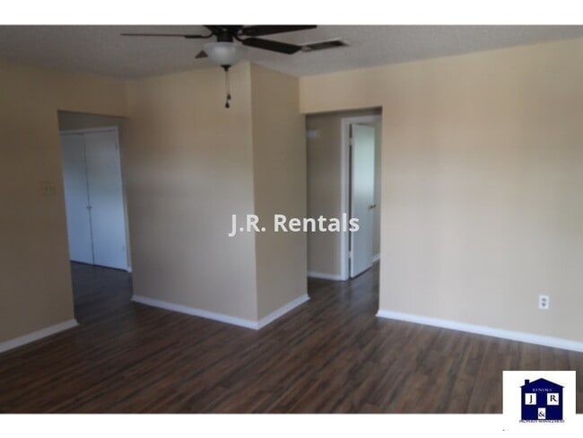 Building Photo - 304-C Erby Ave, Copperas Cove TX, 76522