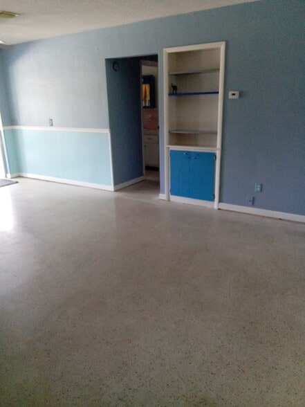 Building Photo - 3695 Dale Ct