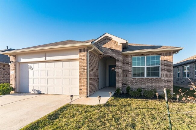 Building Photo - 2001 Fairhaven Gtwy