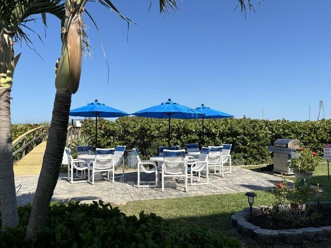 Building Photo - 4700 Ocean Beach Blvd