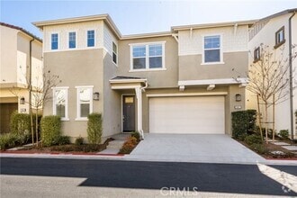 Building Photo - 947 Aurora Ln