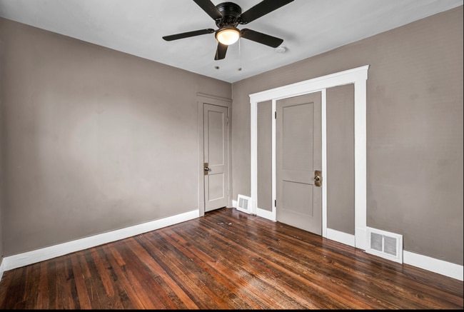 Building Photo - 4097 E 64th St
