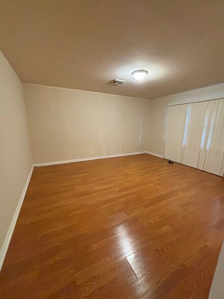 Building Photo - 18 Harrison St