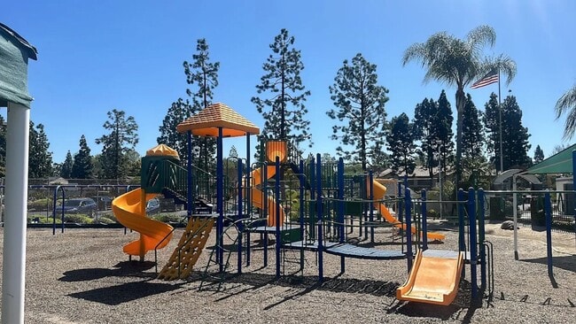 Building Photo - SD: Spacious 2BD/2BA Condo in Rancho Bernardo with Club Amenities, 2-Car Garage & Private Patio