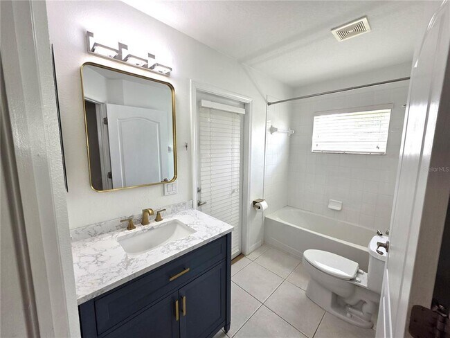Building Photo - 3214 Prairie Iris Dr