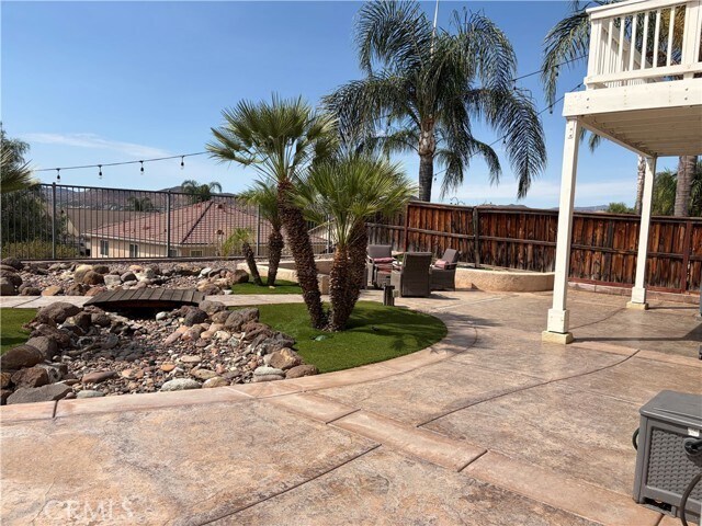 Building Photo - 24903 Sunset Vista Ave
