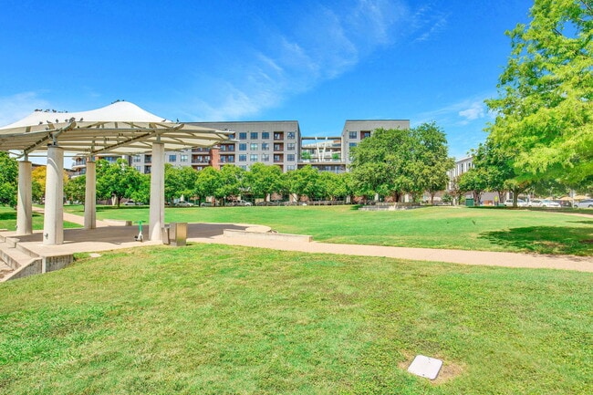 Building Photo - 1701 Simond Ave Ave