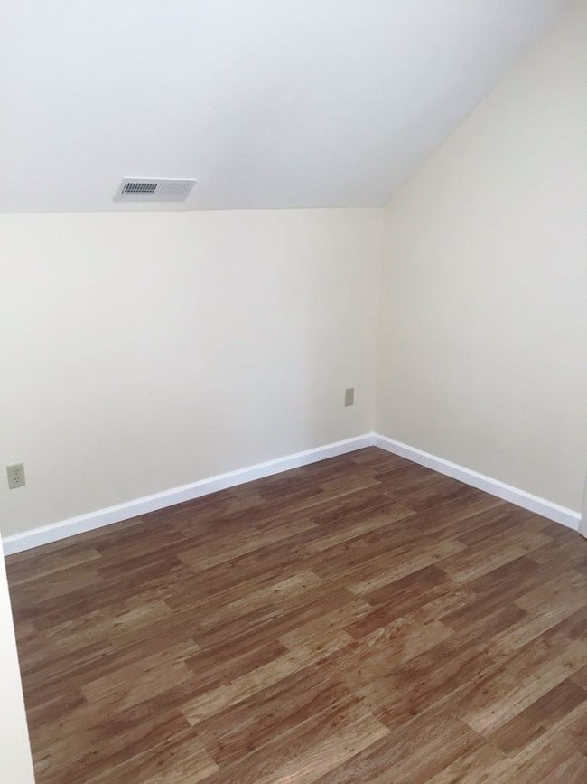 Building Photo - 4 br, 2 bath House - 9310 SW Tonopah st