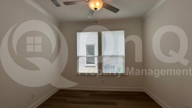 Building Photo - 244 Kistler Dr