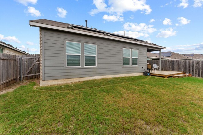 Building Photo - 129 Escondido Cir