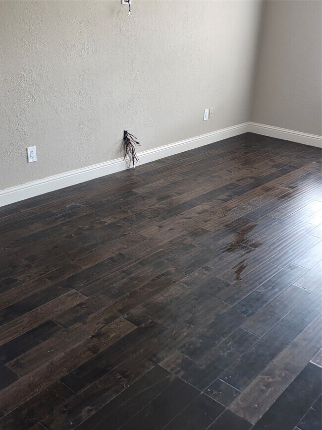 Building Photo - 20615 Gable Ridge Dr