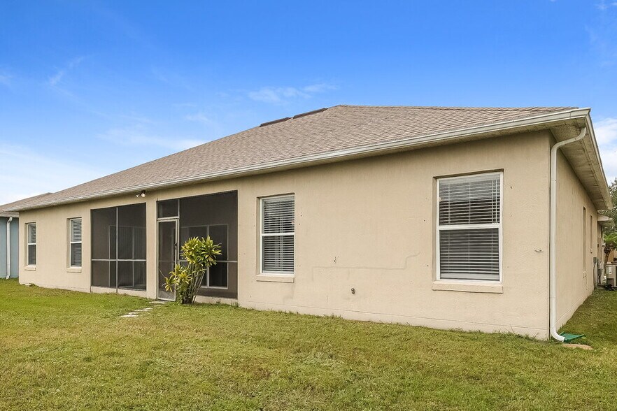 Building Photo - 243 Anson Dr