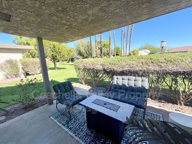 Building Photo - 1310 Campeon Cir